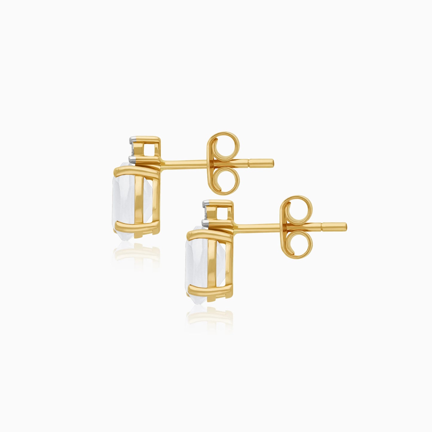 Sparkling Chalcedony & Diamond Earrings in 18K Yellow Gold – Colour Classic Collection