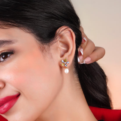 قلادة من الذهب الأصفر عيار 18 قيراطًا مرصعة باللؤلؤ والألماس والأحجار الكريمة - مجموعة دانا