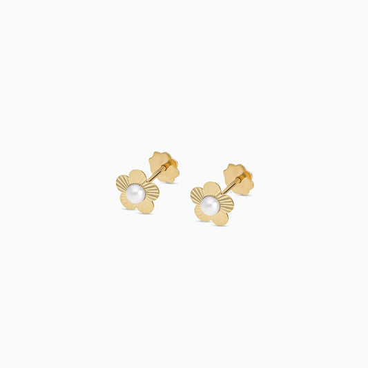 Shop 18K Gold Flower Earrings with Centered White Pearls for Kids