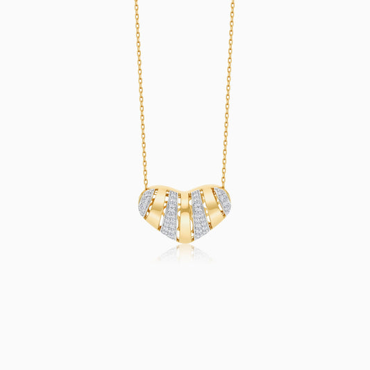 18k Yellow gold necklace with heart-shaped pendant decorated with natural diamond stones | valentine collection
