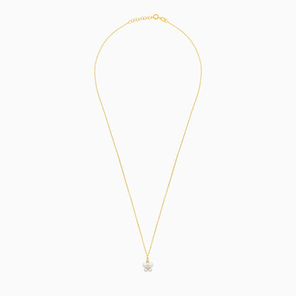 18k yellow gold necklace decorated by a single zircon stone in the centre surrounded by different sizes of pearls