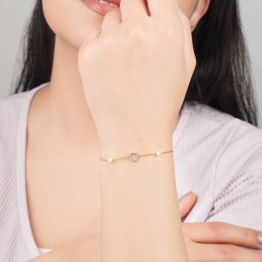 18K Yellow Gold Square Bracelet with Diamonds and Pearls – Danah Collection