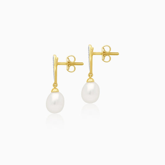 Classic 18k yellow gold earrings with natural diamond and pearl - Danah