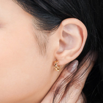 18K Gold Earrings Hoops Round Shaped