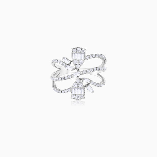 18K White Gold Ring Decorated With Natural Diamond Stones