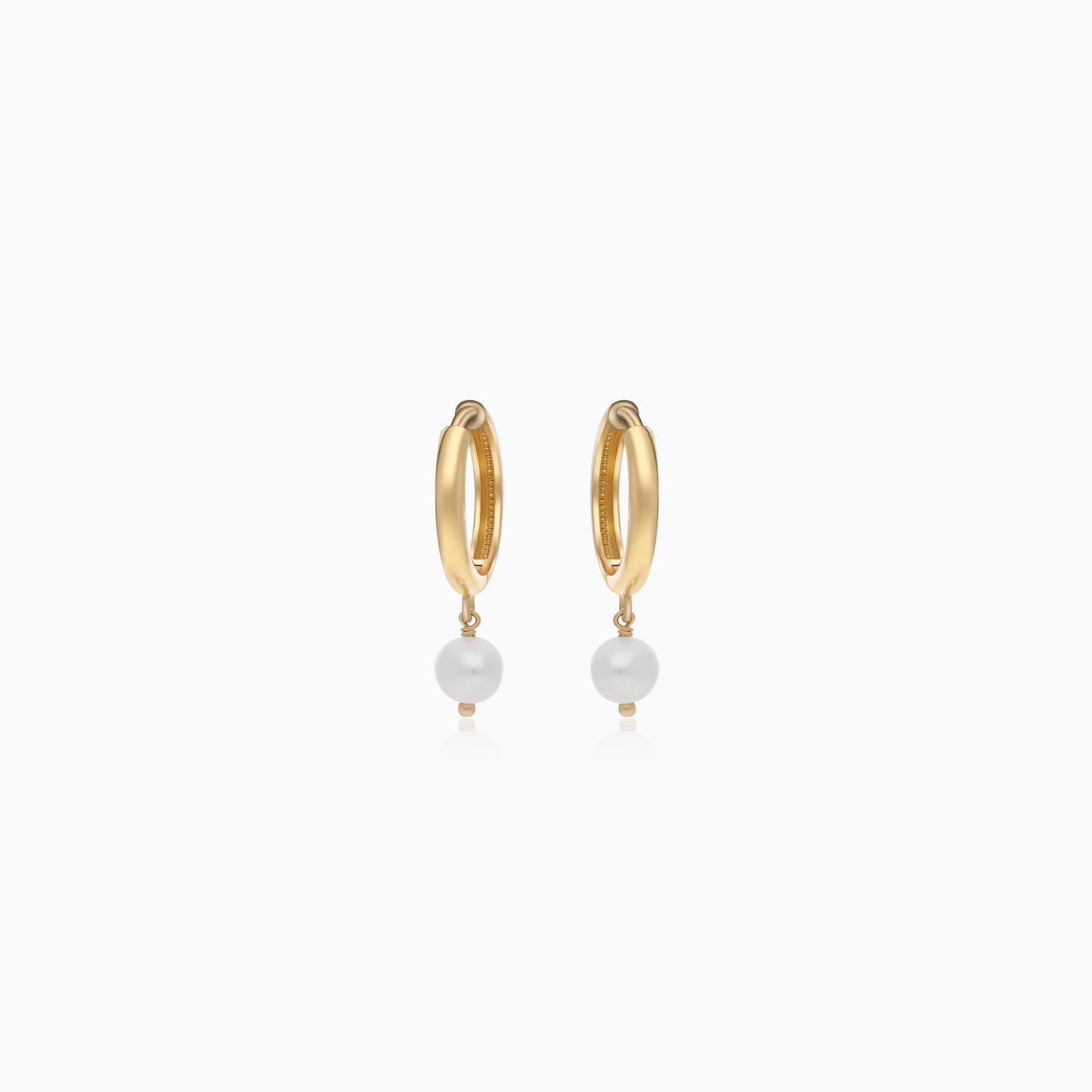 Danah 18K Gold Hoop Earrings with Pearl