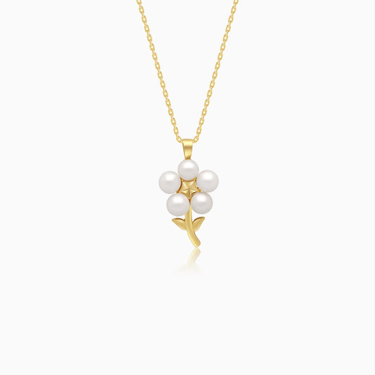 18k yellow gold chain decorated by a pearls flower shape pendent