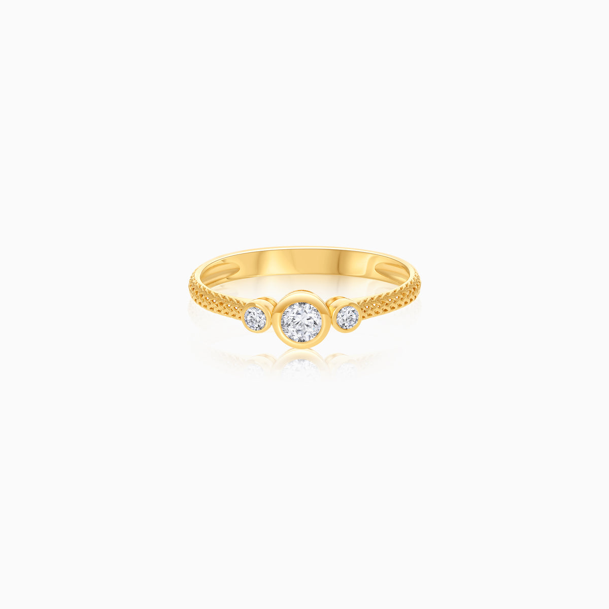 Filo 18k Yellow Gold Ring with 3 Natural Diamonds