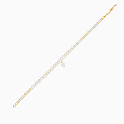 An elegant anklet from the Danah Collection, featuring freshwater pearls set in 18K yellow gold