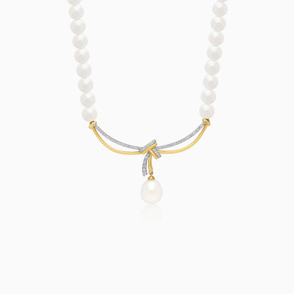 Chic pearl and natural diamond necklace in 18k yellow gold | Danah Diamond Collection