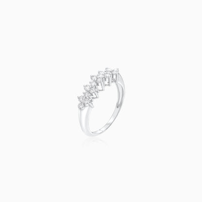 18k white gold ring decorated with natural diamonds stones