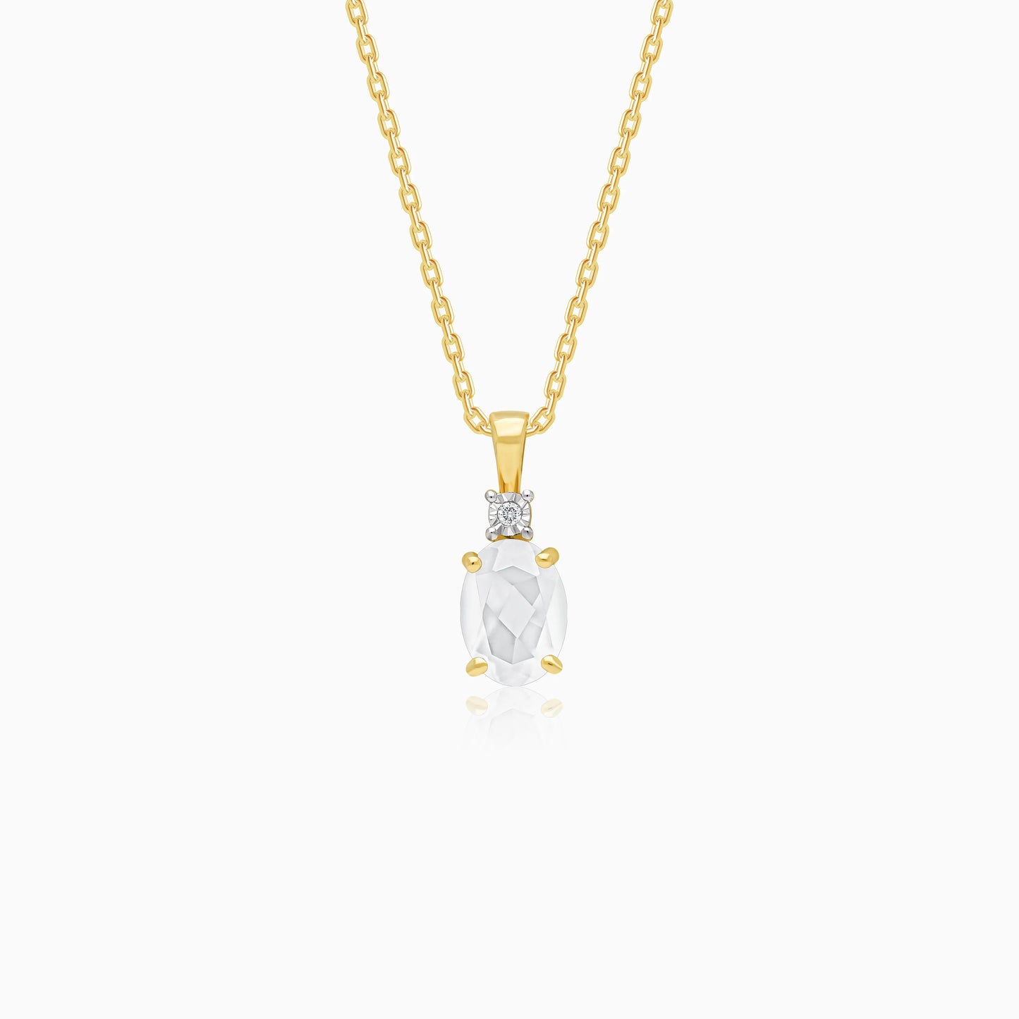 18k Yellow gold Chalcedony pendant & Natural Diamonds