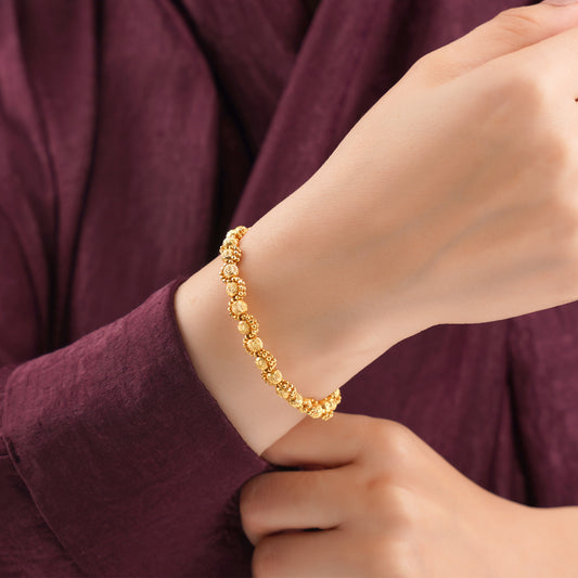 18k Yellow Gold Bangle