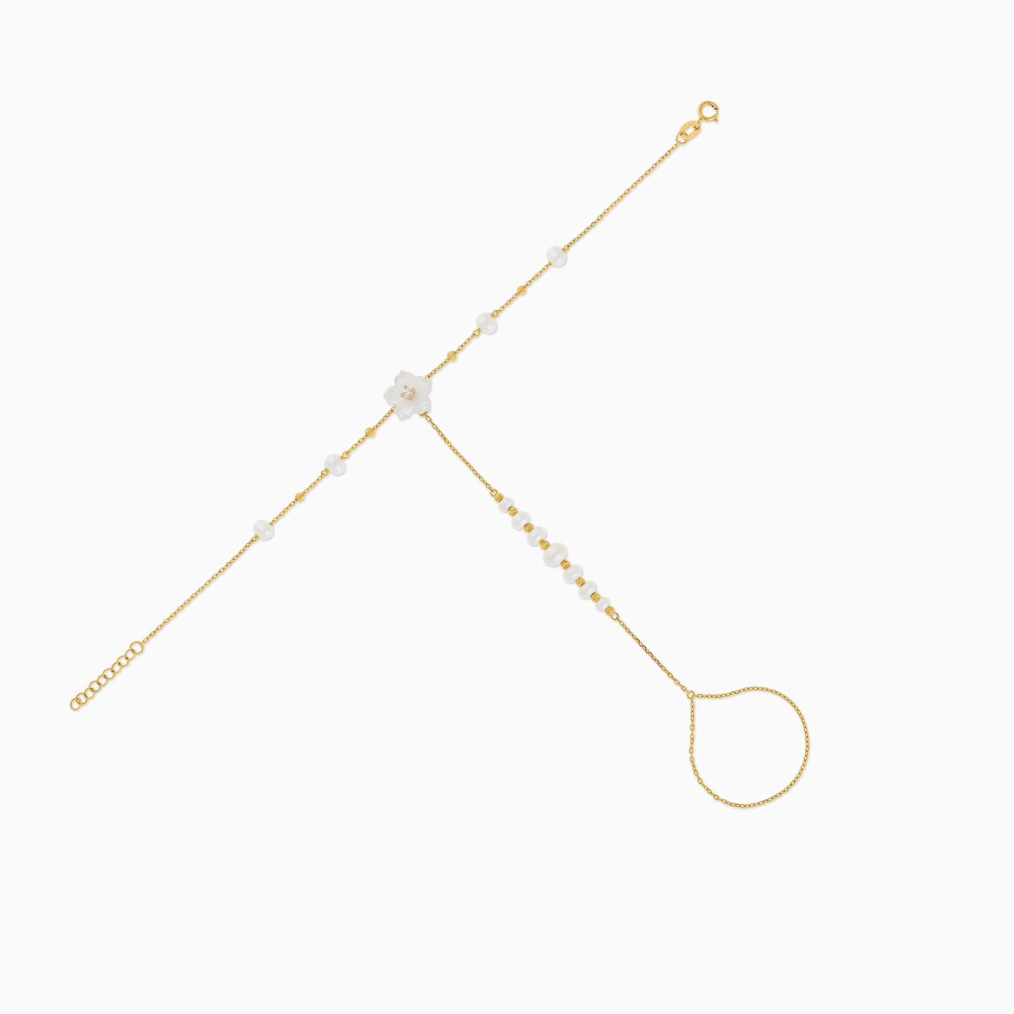 Elegant 18K Yellow Gold Panja Adorned with Pearls