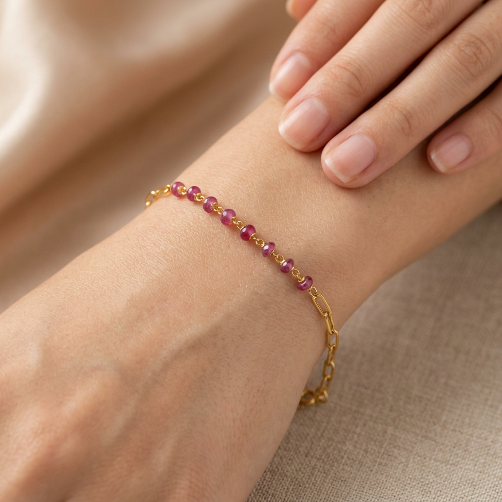 18K Yellow Gold Paperclip Bracelet