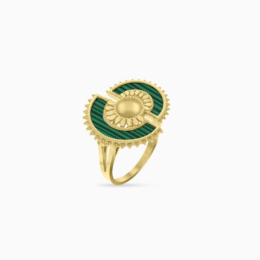 Elegant 18K Gold Ring with Malachite from the Shnaf Collection