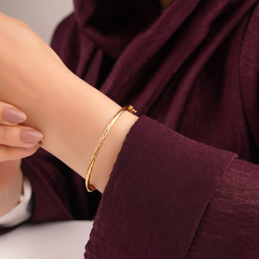 18K Yellow Gold Twisted Rope Bangle