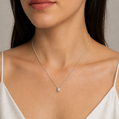 18K White Gold Necklace with Zircon single Pearl
