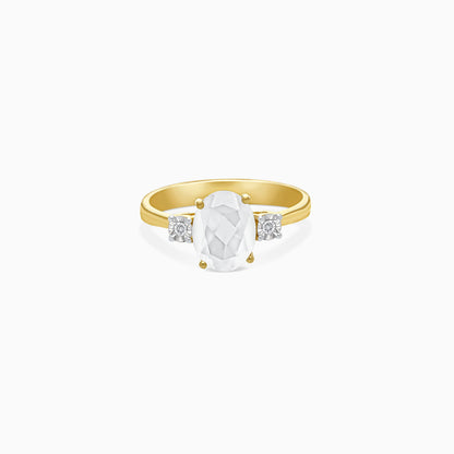 Natural Chalcedony & diamonds Ring in 18K Yellow Gold | colour classic