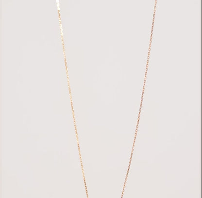 18K Yellow Gold Necklace with a Single Pearl | Danah Collection
