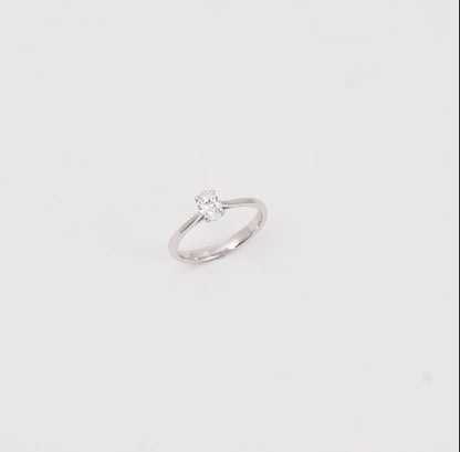 18K White Gold Solitaire Oval Diamond Ring