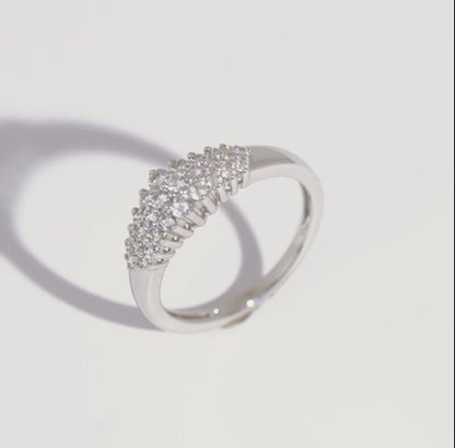 18K White Gold Natural Diamond Ring – Scala Collection