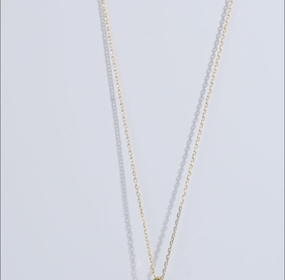 18K Yellow Gold Necklace with Pearl and Natural Diamond