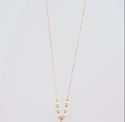 18K YELLOW GOLD NECKLACE DECORTAED BY WHITE PEARLS FROM DANAH COLLECTION
